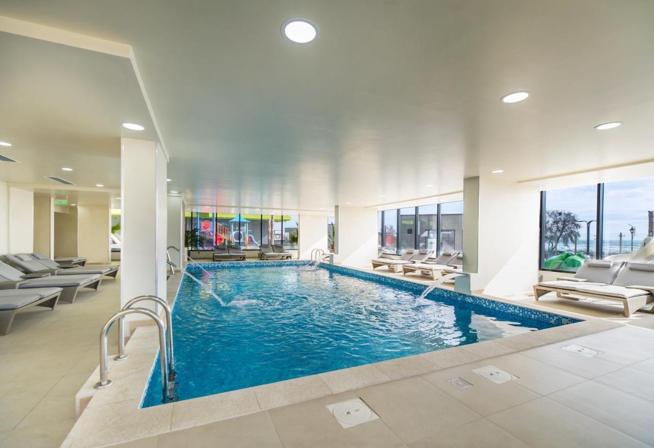 Rusty Sands Apt Spa N Pools Beach Resort Navodari Exterior photo